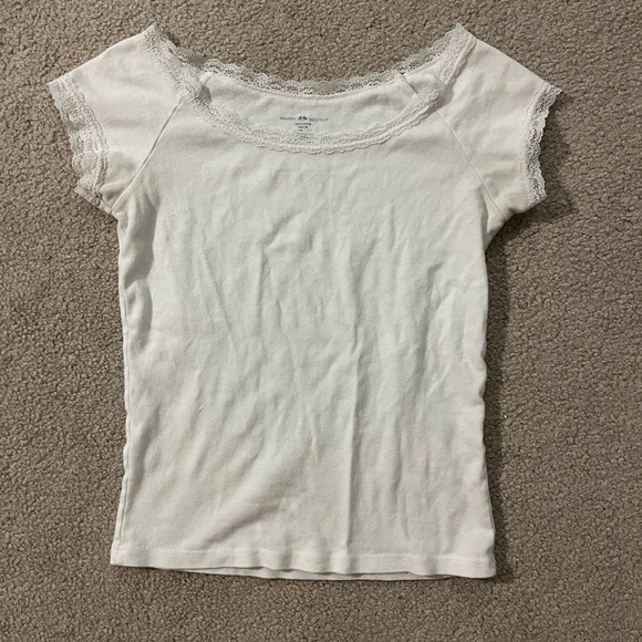 Brandy Melville White Lace Trim Top - Picture 1 of 2
